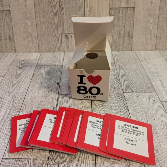 I Love 80s Quiz Game - Red and White - Picture 3 of 6